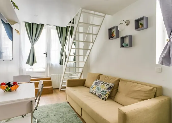 Charming Duplex With Terrace In Appartement